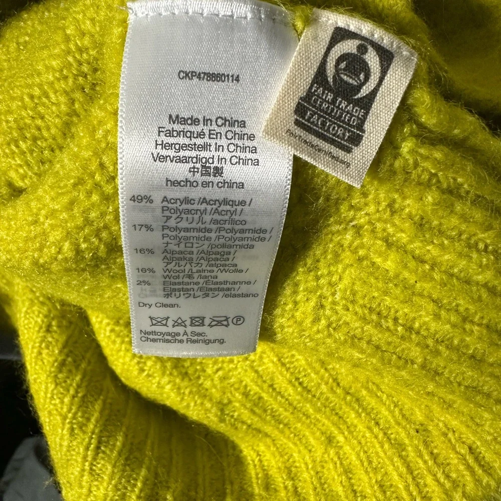 Madewell brushed v-neck sweater in yellow or chartreuse color. - Picture 6 of 8